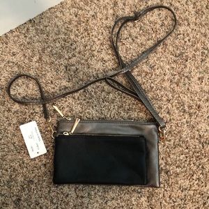 Crossbody purse